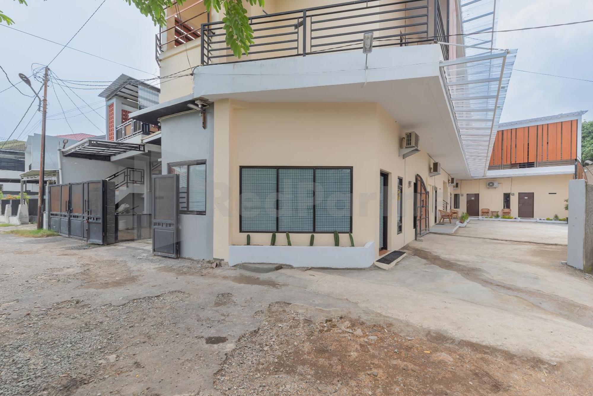 Rumah Panda Guesthouse Redpartner Tangkil  Zewnętrze zdjęcie